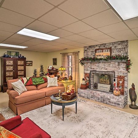 Private Hendersonville Hideaway With Fire Pit! 外观 照片