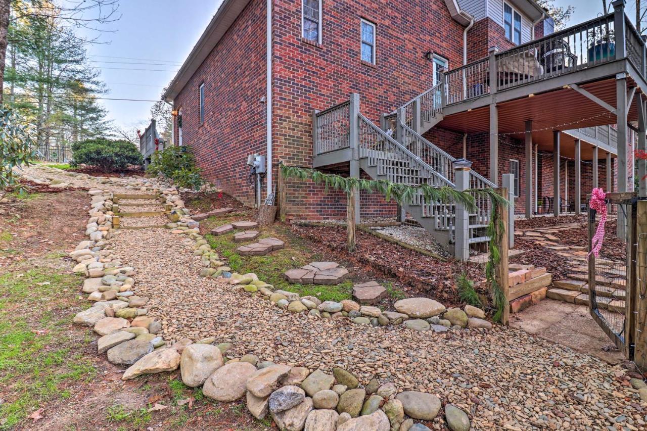 Private Hendersonville Hideaway With Fire Pit! 外观 照片